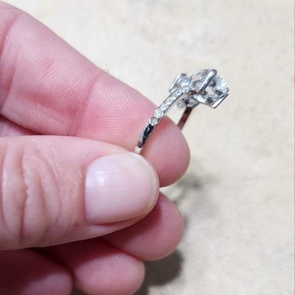 Swarovski Souls Attract Ring - Picture 3 of 4